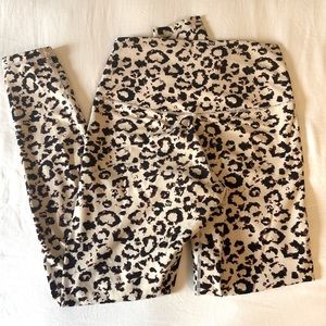 Colorful Koala women’s leopard print high waisted tummy control leggings size M